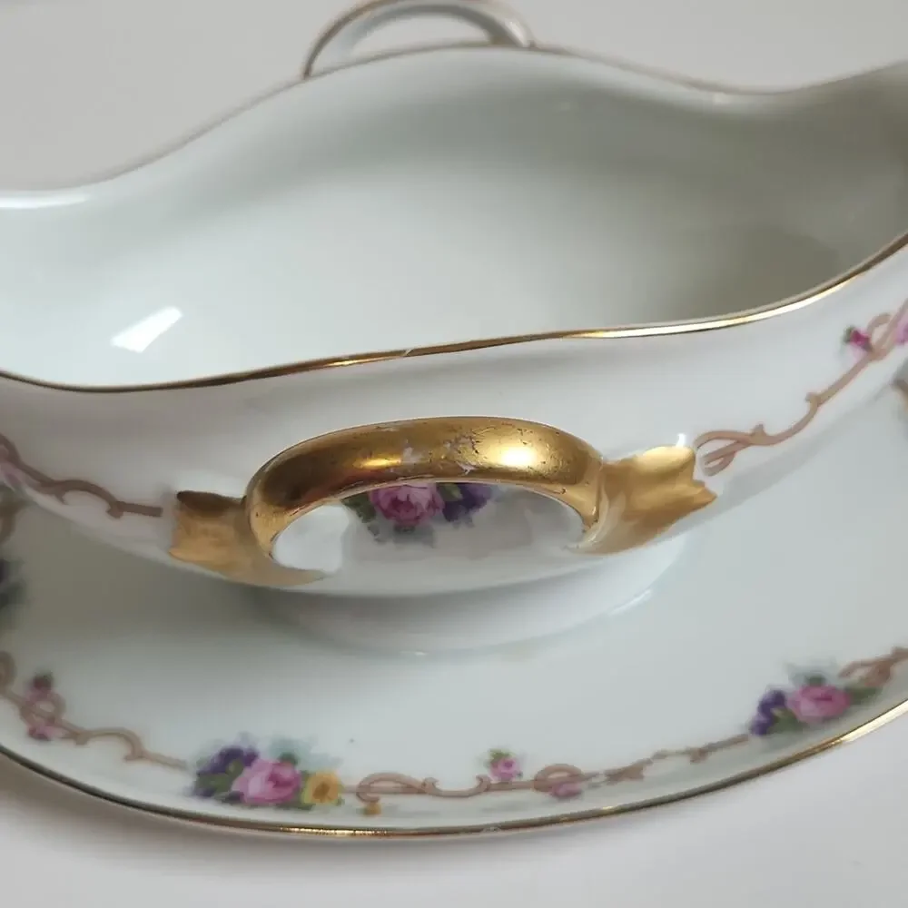 Vintage Royal Crafton‎ Gravy Bowl With Attached Plate Floral Gold Trim